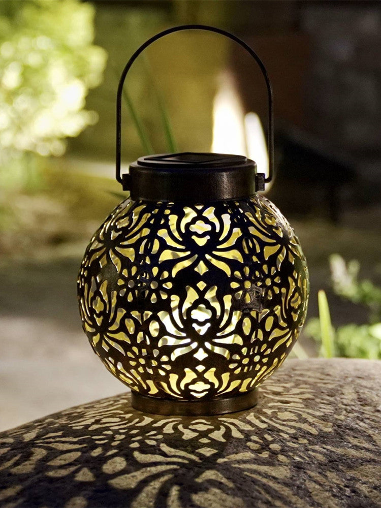 Iron Hollow Solar Lamp