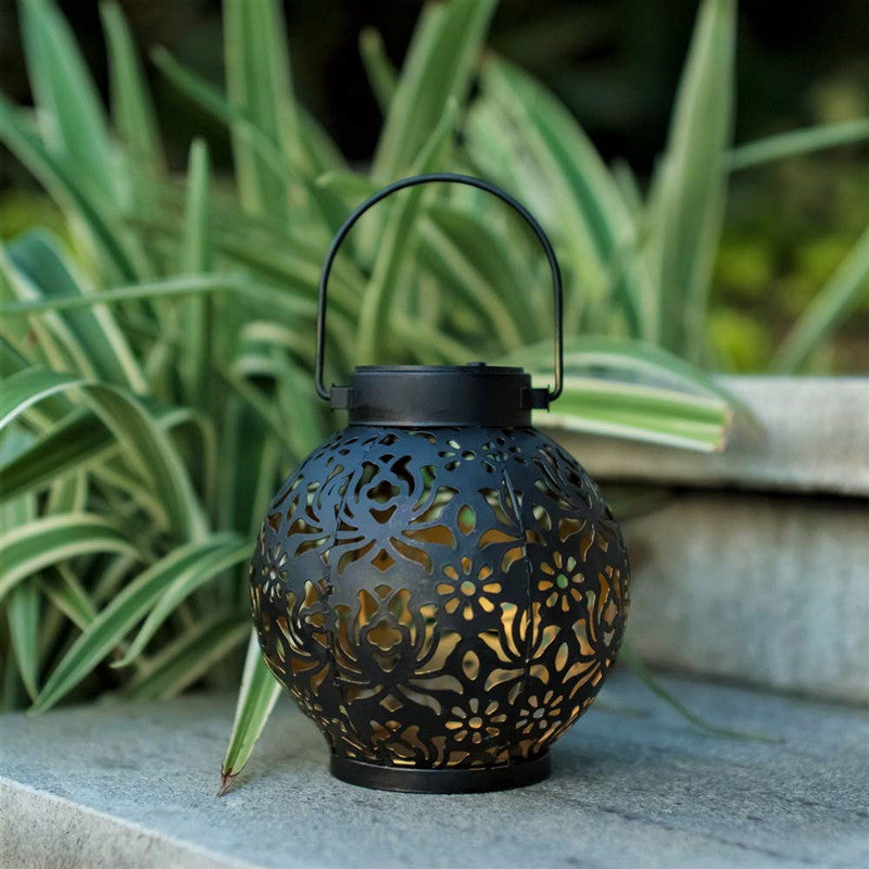 Iron Hollow Solar Lamp