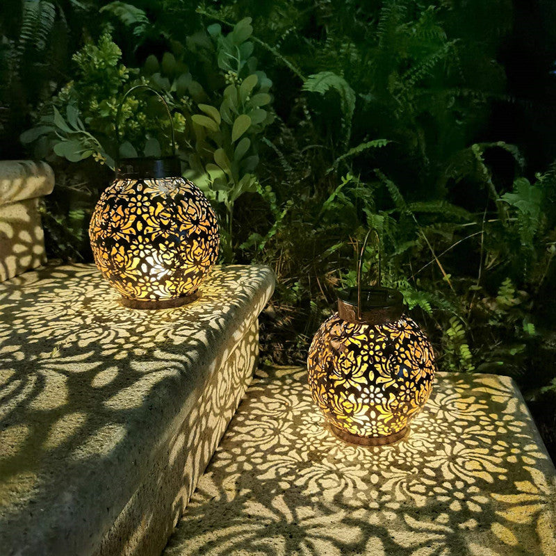 Iron Hollow Solar Lamp