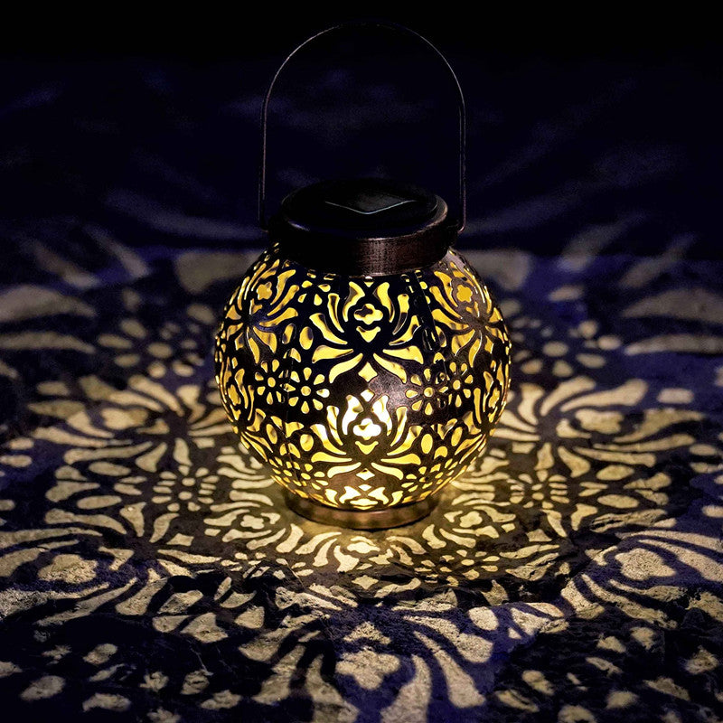 Iron Hollow Solar Lamp